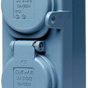 4 розетки Schuko в металлическом корпусе 2P+E  IP44 с крышками, 10/16A 250В (UJ 410)