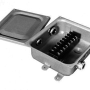 Коробка с наборными зажимами КЗН 08-10 У2, 10А, 8 зажимов, IP54 (2161)